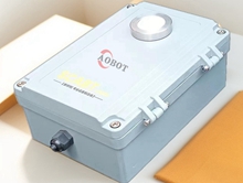 洞内照度检测器